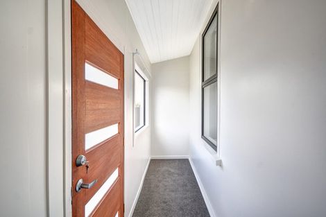 Photo of property in 4 Cross Street, Milton, 9220