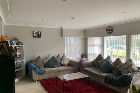 Photo of property in 3/6 Clevedon Road, Papakura, 2110