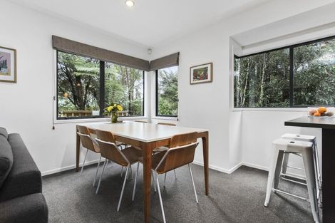 Photo of property in 1024 Scenic Drive North, Swanson, Auckland, 0816