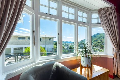 Photo of property in 7 Broadway, Picton, 7220