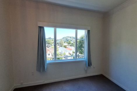 Photo of property in 11 Melrose Road, Island Bay, Wellington, 6023