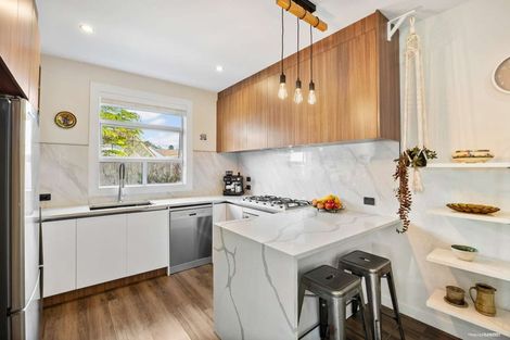 Photo of property in 16a Tyburnia Avenue, Mount Albert, Auckland, 1025