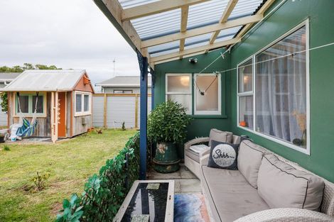 Photo of property in 63 Himatangi Street, Himatangi Beach, Foxton, 4891