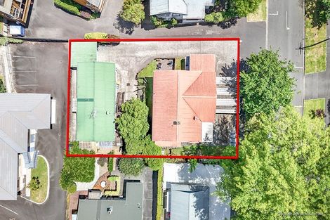 Photo of property in 1 Hunter Street, Hamilton Lake, Hamilton, 3204