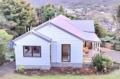 Photo of property in 23b Kennedy Grove, Stokes Valley, Lower Hutt, 5019