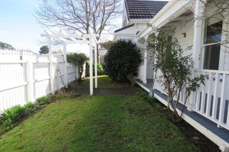 Photo of property in 107 Liardet Street, New Plymouth, 4310