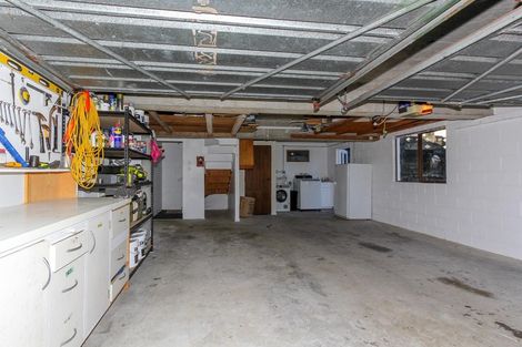 Photo of property in 22 Nevada Drive, Merrilands, New Plymouth, 4312