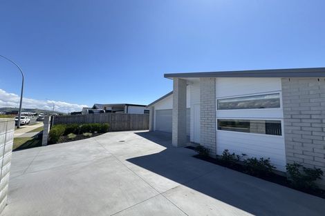 Photo of property in 269 Te Okuroa Drive, Papamoa, 3118