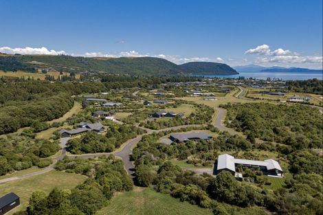 Photo of property in 46 Lacebark Drive, Kinloch, Taupo, 3377