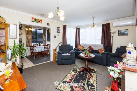 Photo of property in 18 Seddon Street, Wallaceville, Upper Hutt, 5018