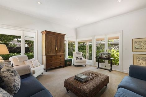 Photo of property in 49b Roland Road, Greenhithe, Auckland, 0632