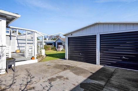 Photo of property in 37 Dixon Avenue, Hawera, 4610