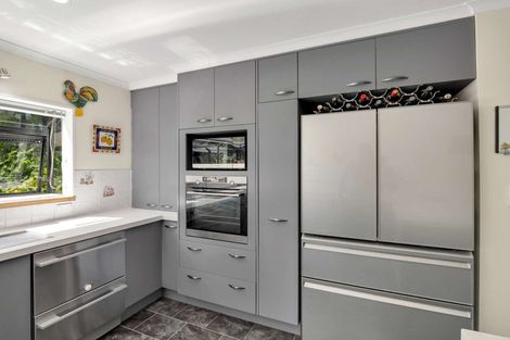 Photo of property in 11 North Way, Titirangi, Auckland, 0604