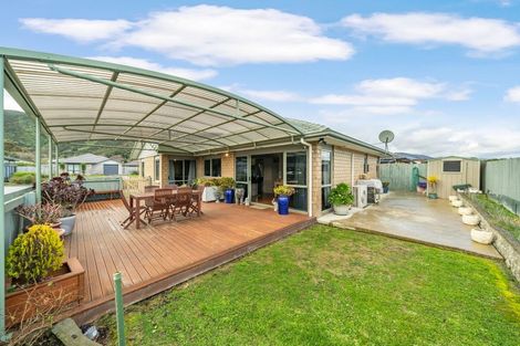 Photo of property in 2 Fraser Colman Grove, Wainuiomata, Lower Hutt, 5014