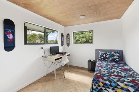 Photo of property in 11 Checkerberry Court, Henderson, Auckland, 0612