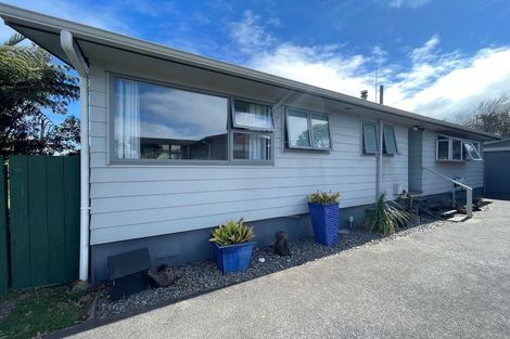 Photo of property in 4 Airfield Road, Takanini, 2112