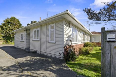 Photo of property in 194 Naenae Road, Naenae, Lower Hutt, 5011