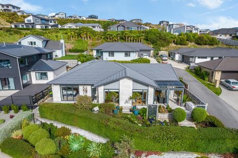 Photo of property in 24 Margaret Shields Avenue, Aotea, Porirua, 5024