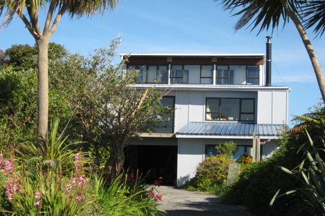 Photo of property in 5 Marine Parade, Carters Beach, Westport, 7825