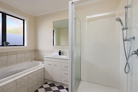 Photo of property in 806a Lawrence Street, Akina, Hastings, 4122