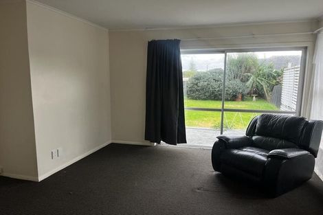 Photo of property in 11 Healy Road, Manurewa, Auckland, 2102