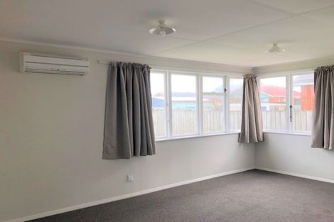 Photo of property in 14 Rogers Street, Castlecliff, Whanganui, 4501