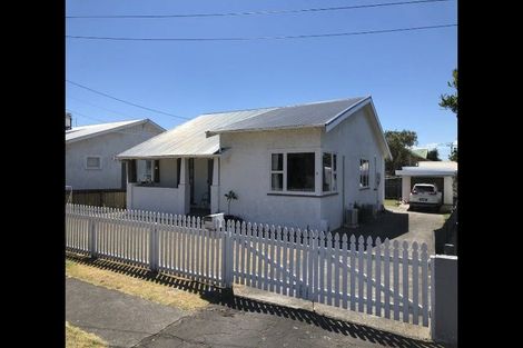 Photo of property in 6 Kawatiri Avenue, Gonville, Whanganui, 4501