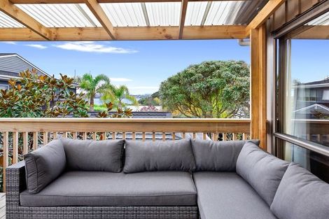 Photo of property in 12 Davita Place, Farm Cove, Auckland, 2012
