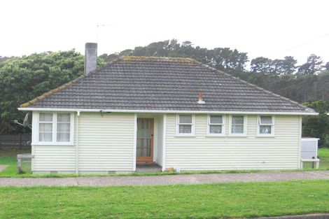 Photo of property in 13 Waiuta Street, Titahi Bay, Porirua, 5022