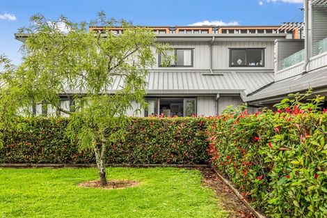 Photo of property in 4a/30 Westward Ho, Glen Eden, Auckland, 0602