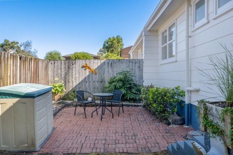 Photo of property in 2/66 Prince Regent Drive, Half Moon Bay, Auckland, 2012