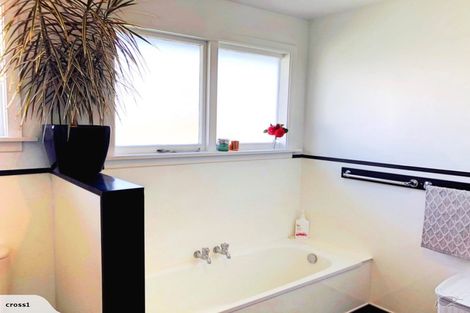 Photo of property in 60 Kellys Road, Mairehau, Christchurch, 8052