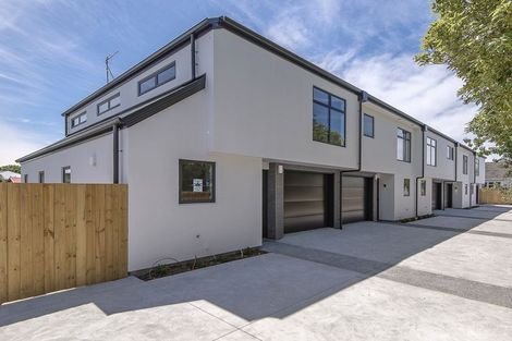 Photo of property in 2/677 Worcester Street, Linwood, Christchurch, 8062