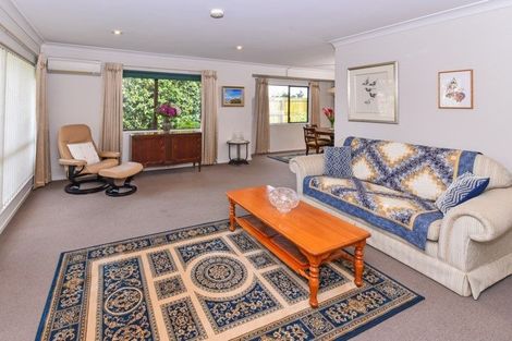 Photo of property in 3 Gaylord Place, Conifer Grove, Takanini, 2112