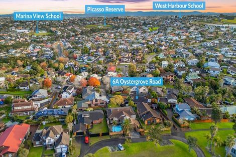 Photo of property in 1/6 Oystergrove Road, West Harbour, Auckland, 0618
