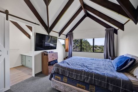 Photo of property in 288e Mangorei Road, Merrilands, New Plymouth, 4312