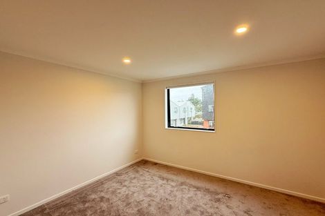 Photo of property in 5/31 Normandy Place, Henderson, Auckland, 0610