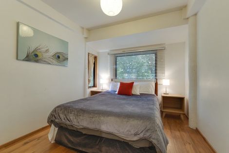 Photo of property in 22 Mckerrow Place, Sunshine Bay, Queenstown, 9300