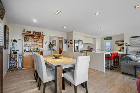 Photo of property in 7a Torkar Road, Clarks Beach, 2122