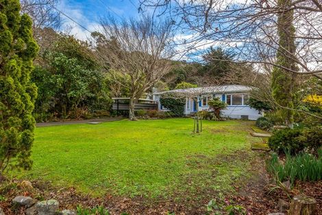 Photo of property in 4 Dover Road, Wainuiomata, Lower Hutt, 5014