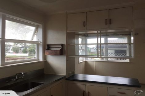 Photo of property in 11 Riverina Avenue, Pakuranga, Auckland, 2010