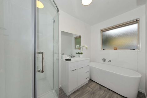 Photo of property in 24a Alderson Avenue, Hillsborough, Christchurch, 8022