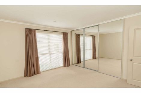 Photo of property in 16 Spinnaker Point, Haruru, 0204