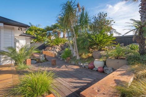 Photo of property in 4 Aranui Drive, Papamoa Beach, Papamoa, 3118