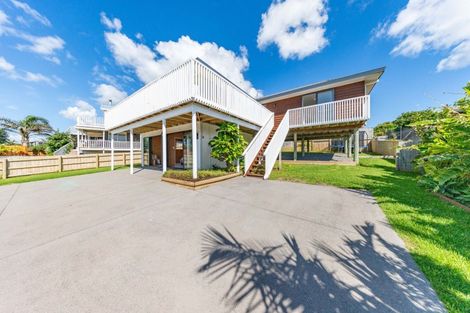 Photo of property in 8 Taipari Avenue, Raglan, 3225