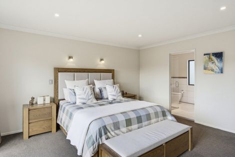 Photo of property in 8 Rae Lane, Paraparaumu Beach, Paraparaumu, 5032