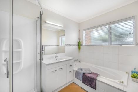 Photo of property in 47 Spinnaker Drive, Flagstaff, Hamilton, 3210