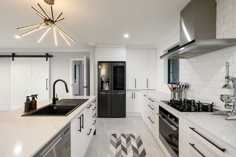 Photo of property in 20 Rose Berry Crescent, Flagstaff, Hamilton, 3210