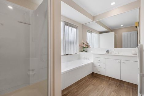 Photo of property in 69 Gravatt Road, Papamoa Beach, Papamoa, 3118