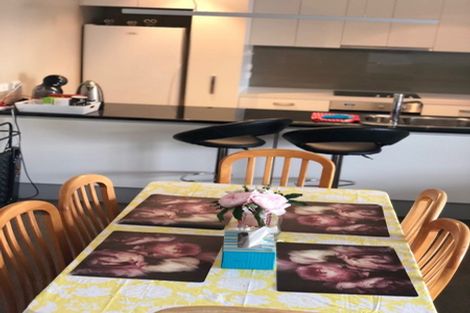 Photo of property in Bellagio Apartments, 9e/39 Taranaki Street, Te Aro, Wellington, 6011